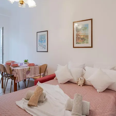 - Sulla Pedonale Apartamento