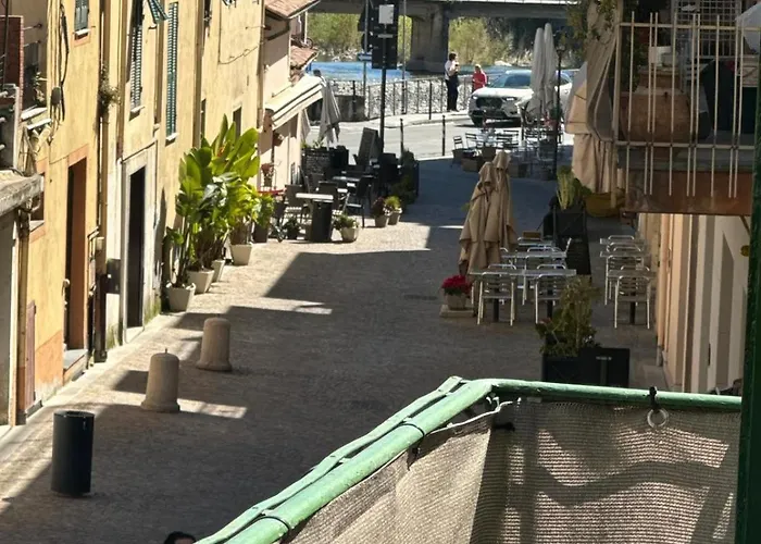 - Sulla Pedonale 多尔切阿夸